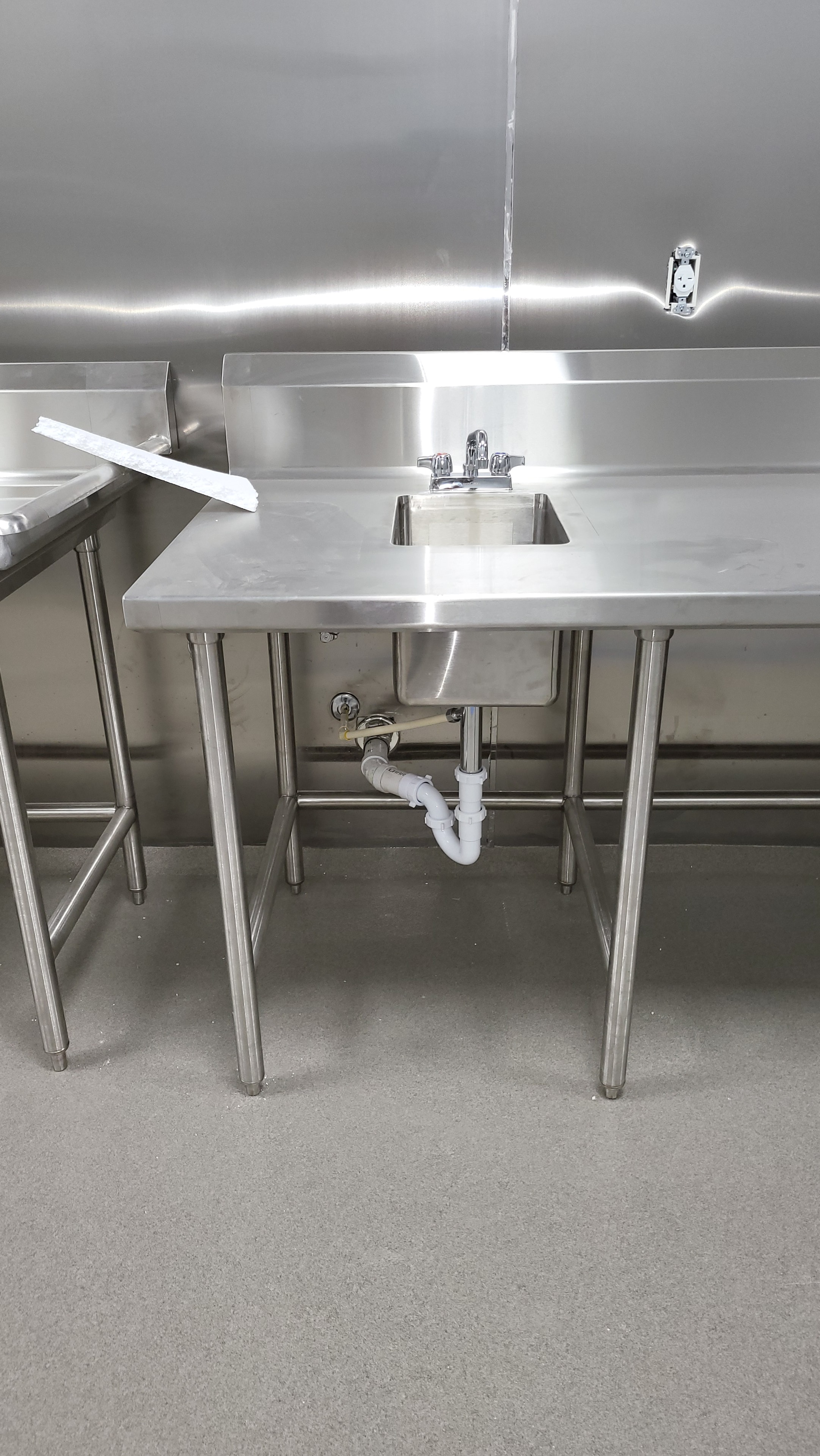 Dando La Brasa commercial plumbing work